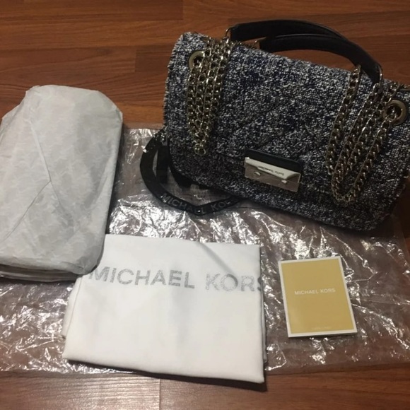 Michael Kors handbag - Picture 1 of 9